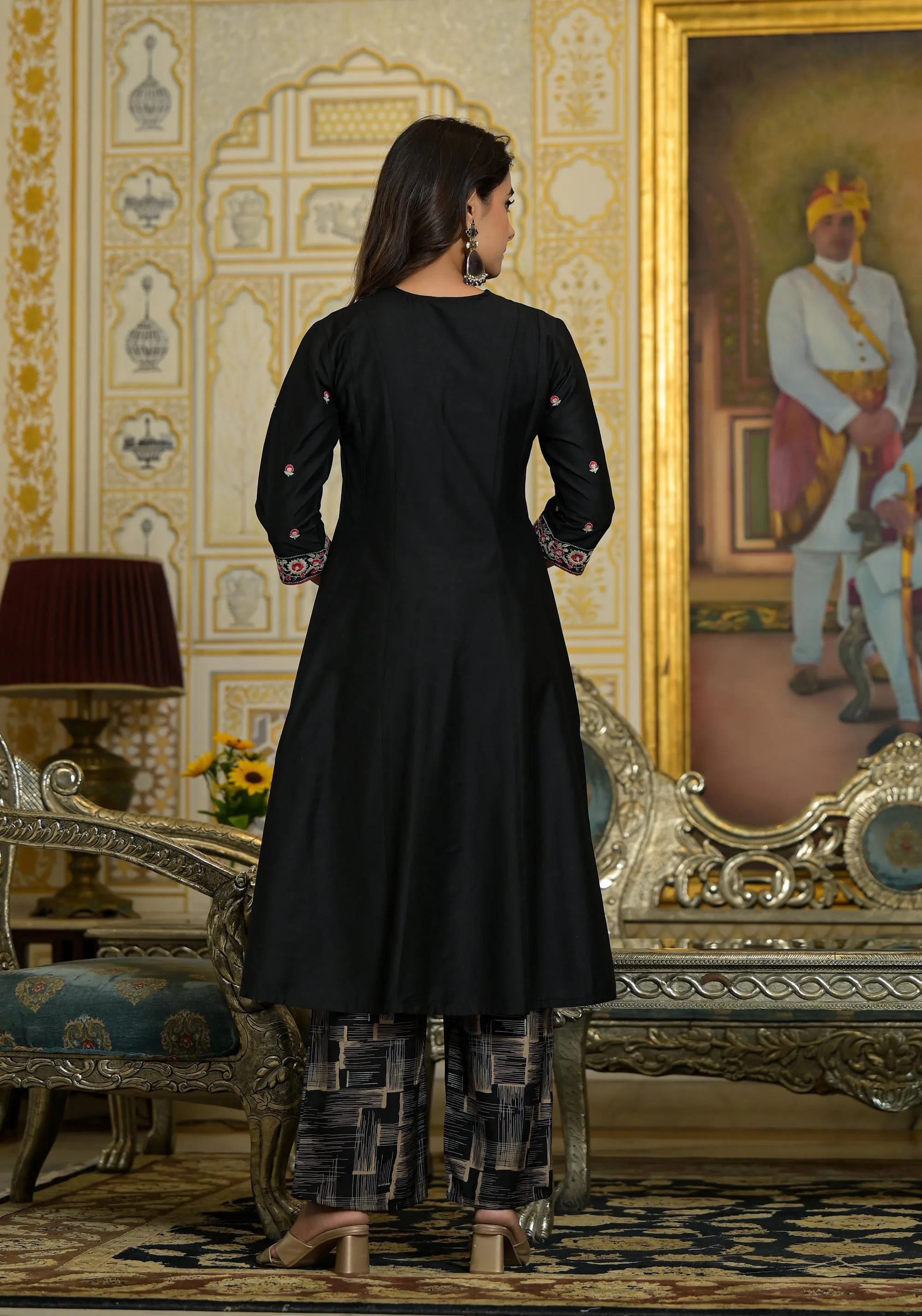 Black Thread Embroidered Viscose Kurta Pant And Dupatta Set With Abstract Printed Pants