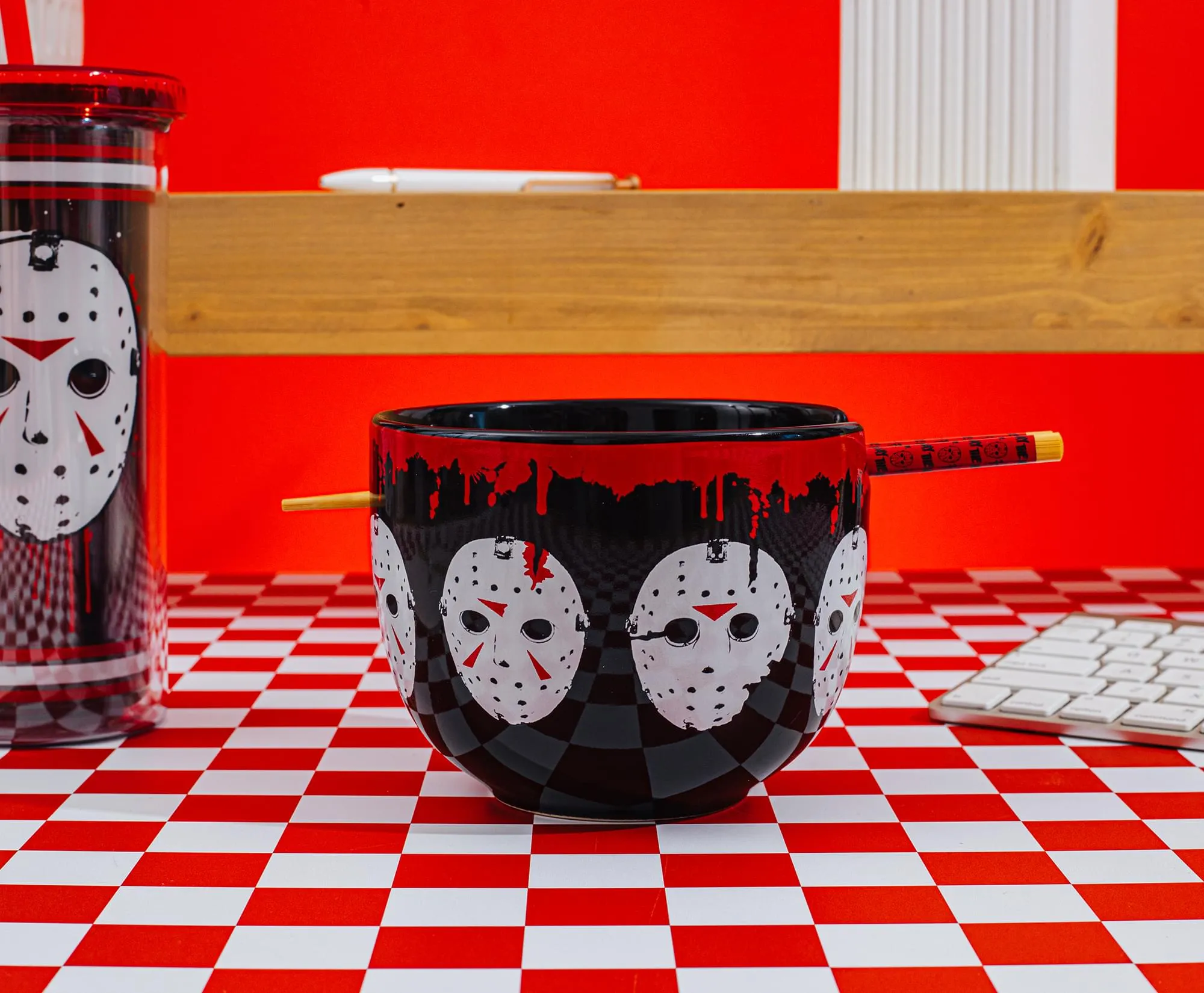 Friday The 13th Jason Voorhees Mask 20-Ounce Ramen Bowl and Chopstick Set