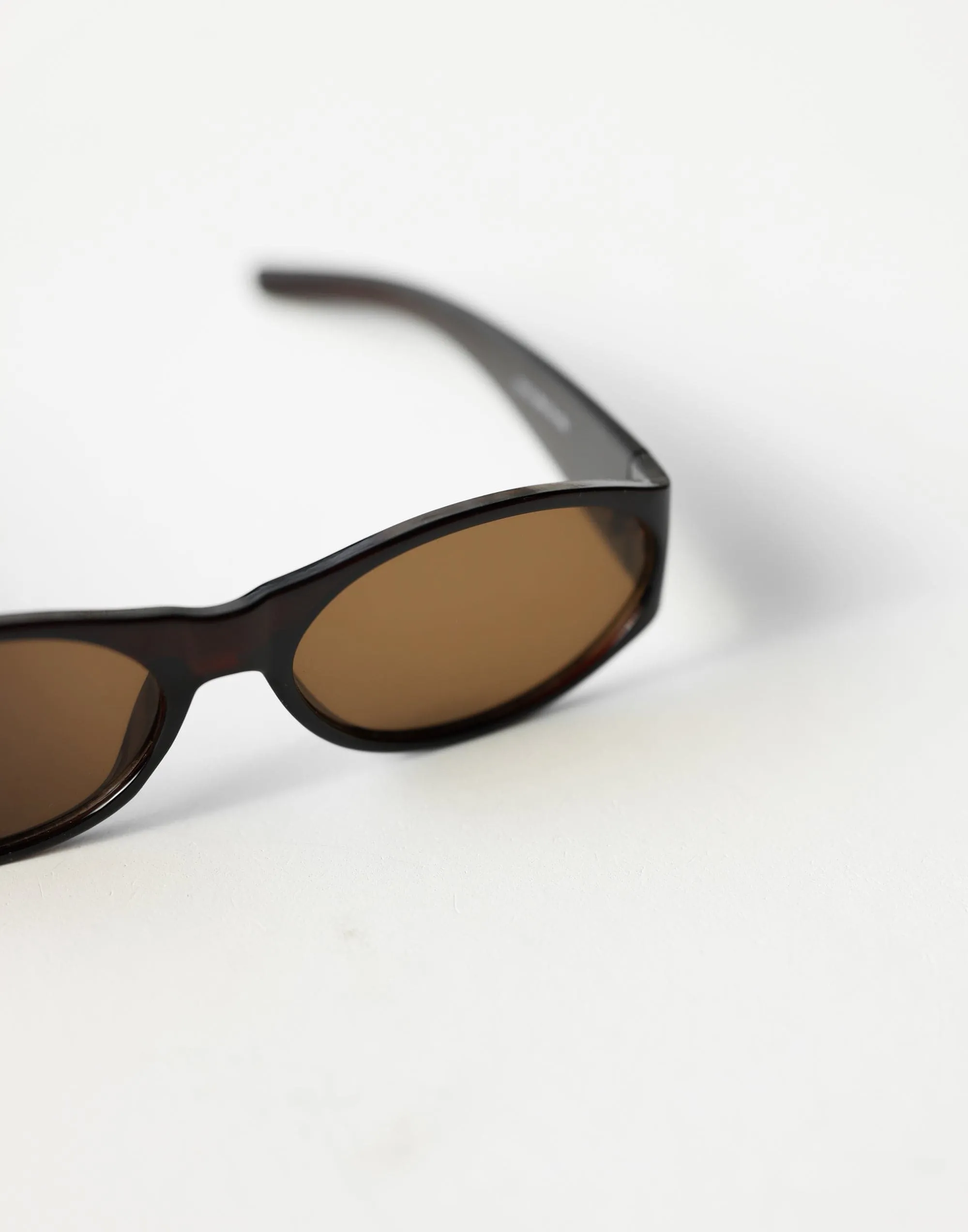 Leila Sunglasses (Brown)