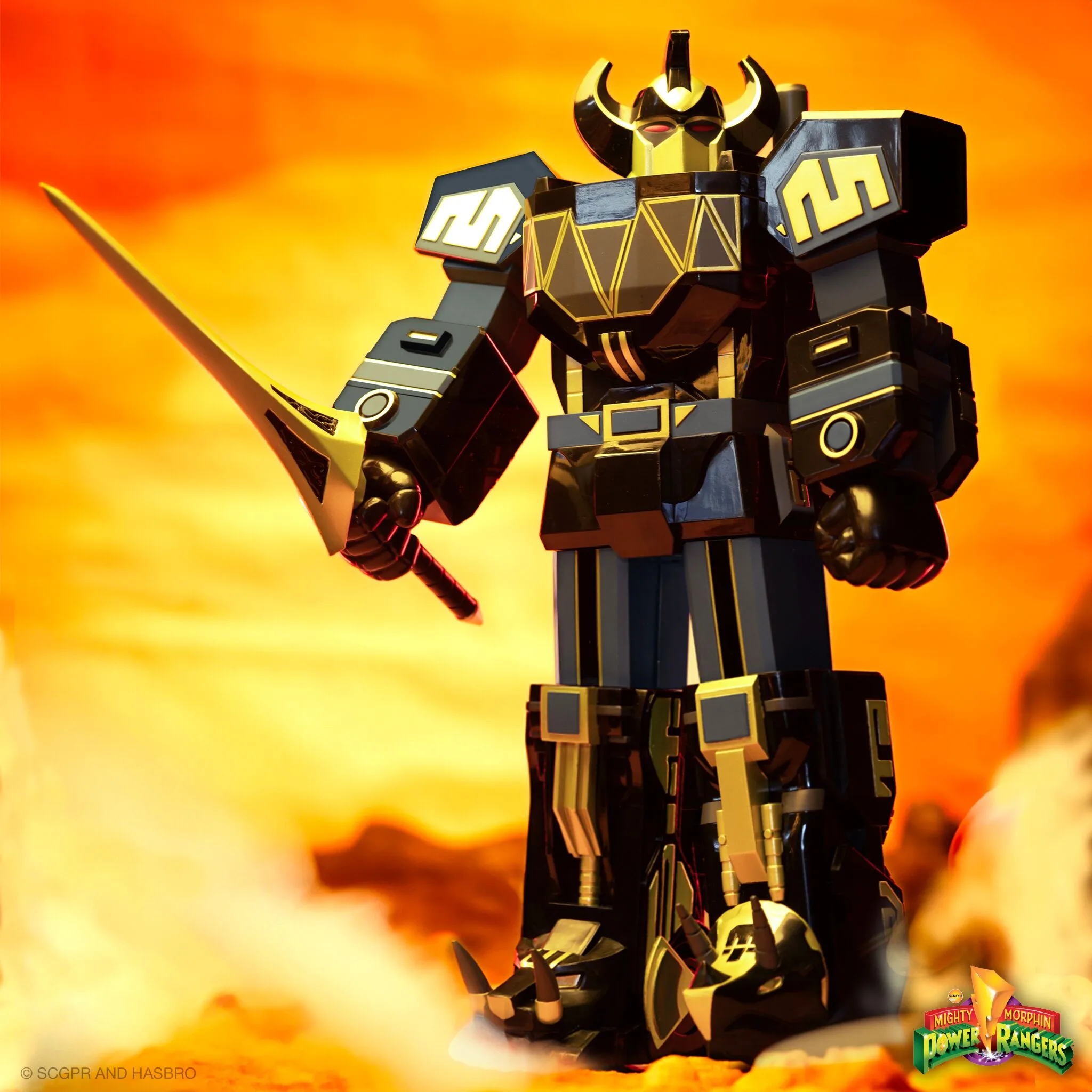 Mighty Morphin Power Rangers Super Cyborg - Megazord (Black / Gold)