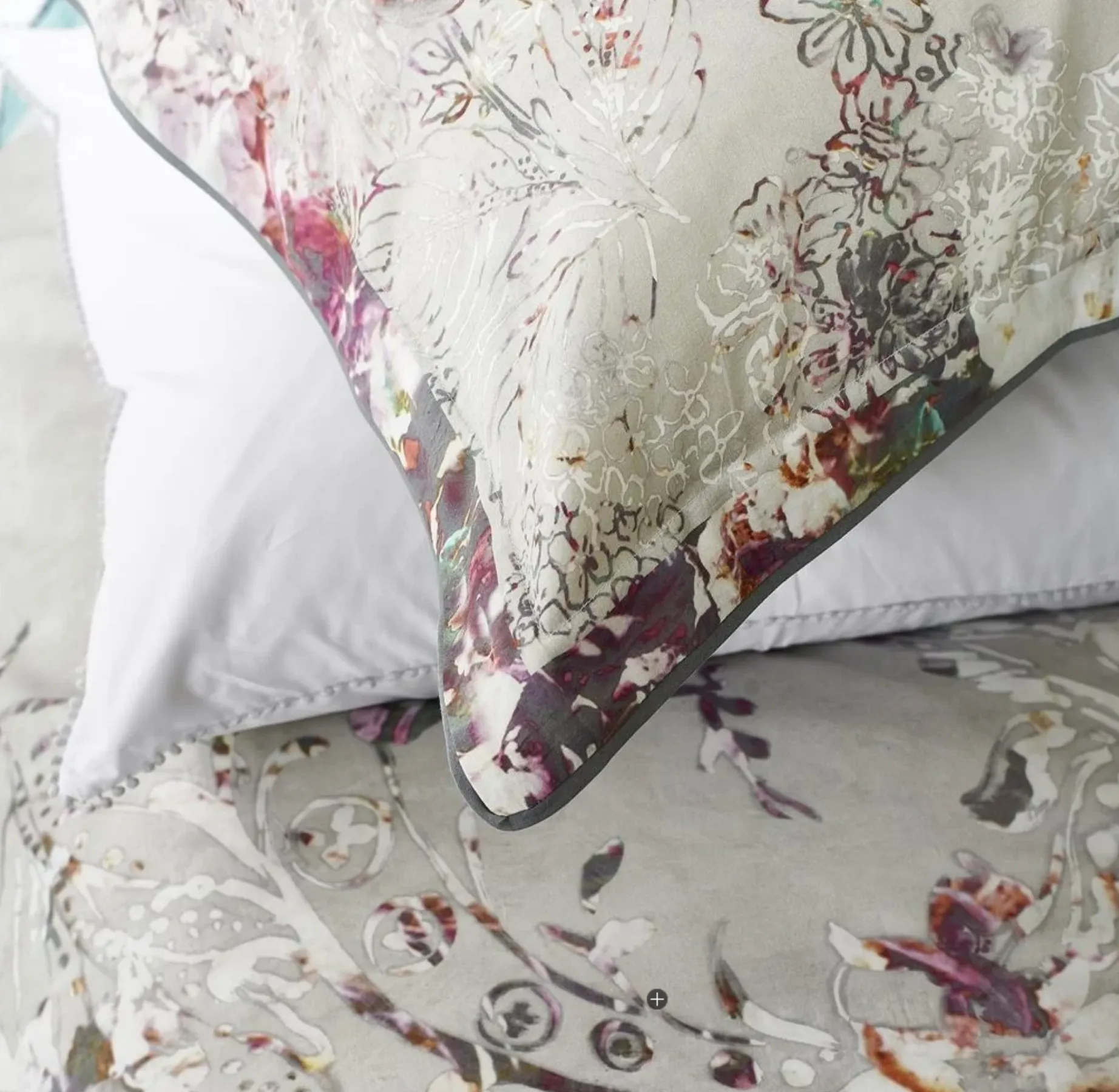 Osaria Dove Duvet Cover